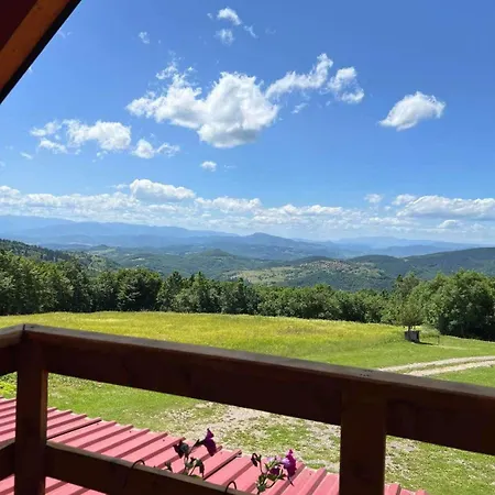 Vikendica Neprivaj * Vares